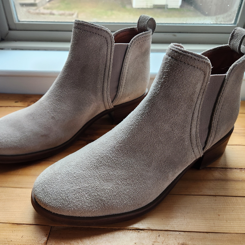 Lucky Brand Pogan Suede Chelsea Boots